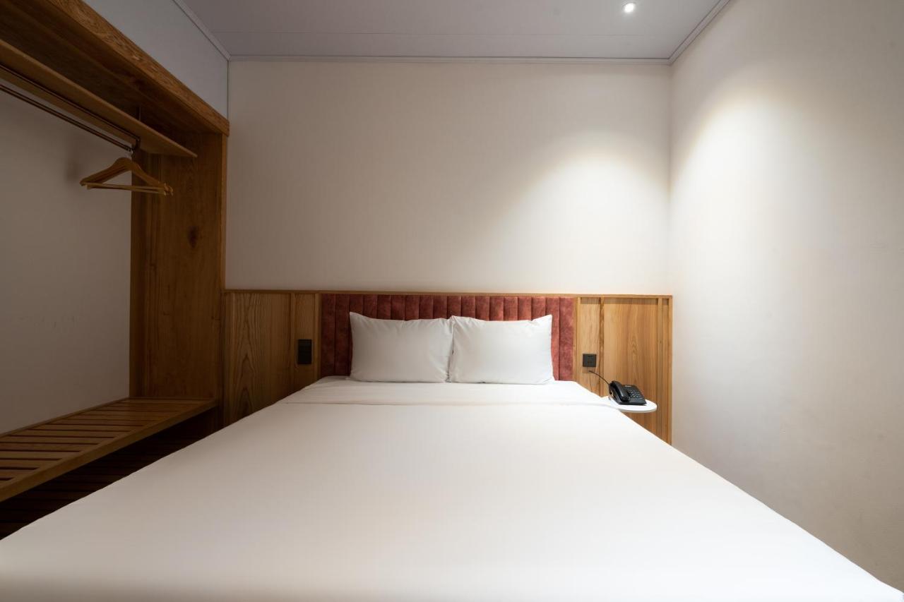 Haven Hut Hotel مدينة هوشي منه المظهر الخارجي الصورة