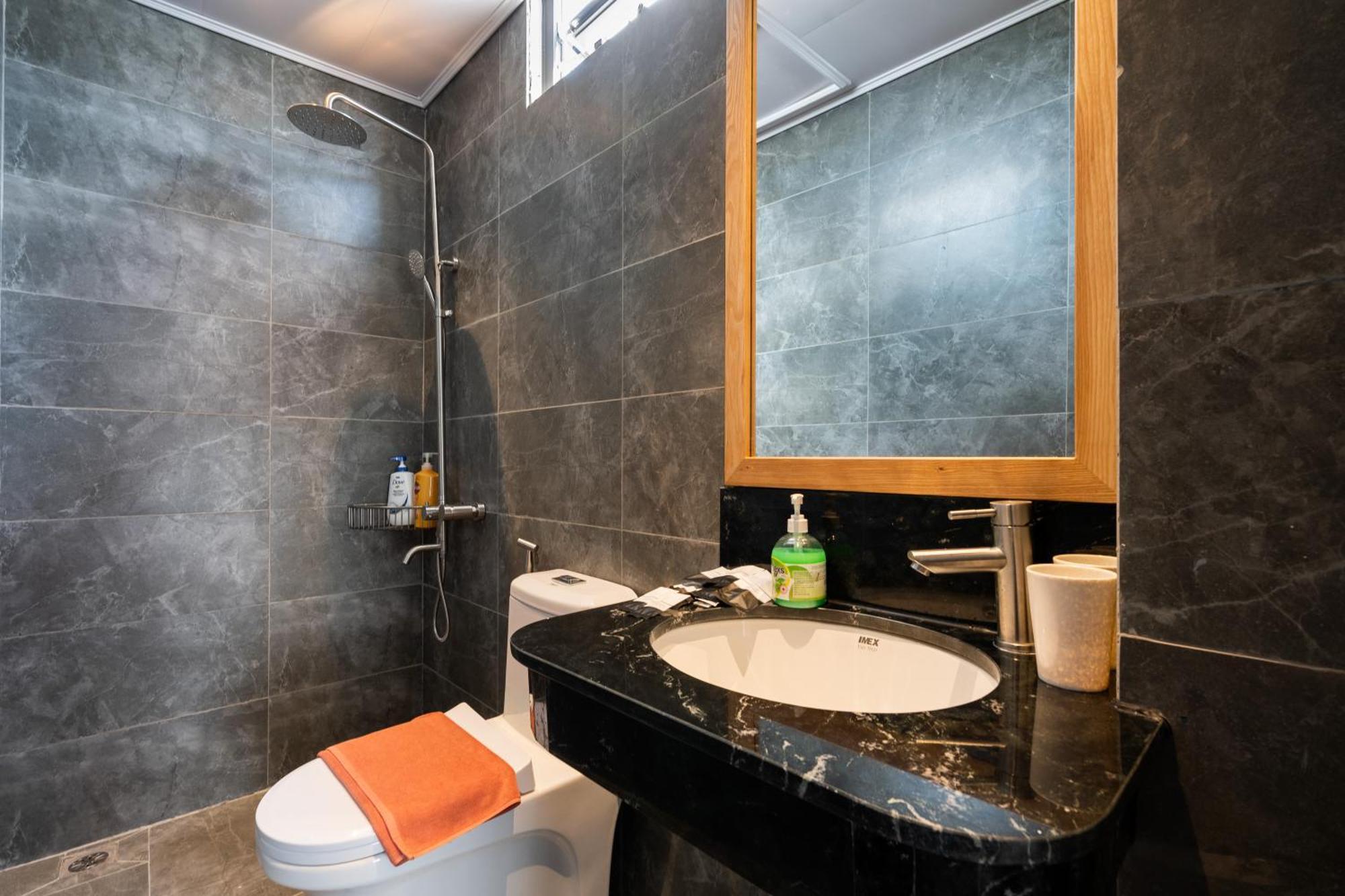 Haven Hut Hotel مدينة هوشي منه المظهر الخارجي الصورة